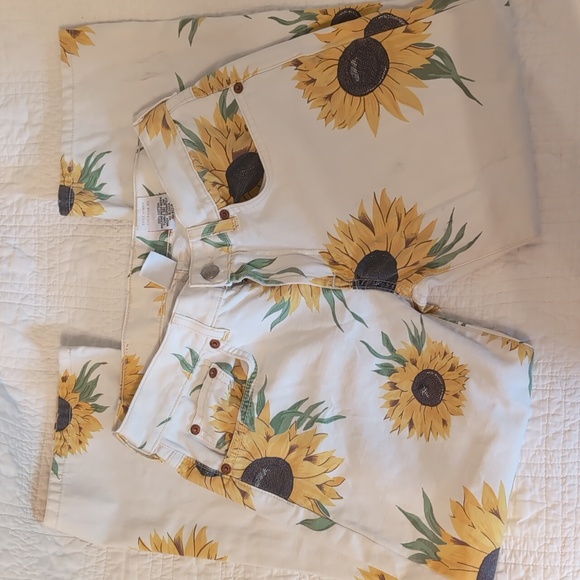 Cropped Lucky Brand Dungarees by Gene Montesano Vintage Sunflowers Size 2 - Picture 3 of 9